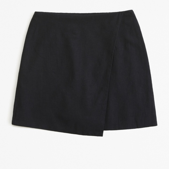 Abercrombie & Fitch Dresses & Skirts - The A&F Scarlett Mini Skort